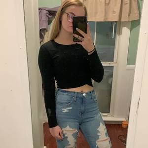 Meet your Posher, Jesalique